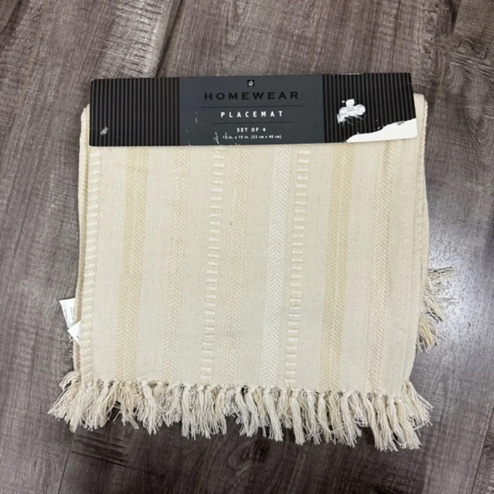Homewear Set of 4 Placemats Cream Striped Fringe 13 in. X 19 in. NWT